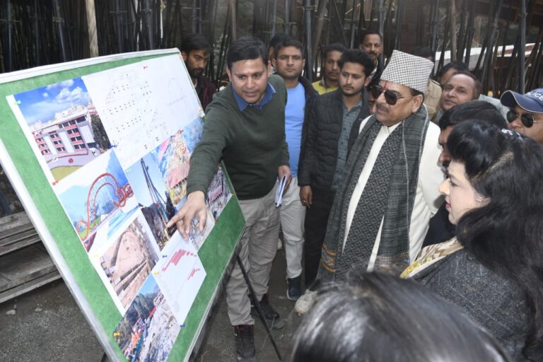 सांसद अजय भट्ट ने कैची धाम बाईपास का किया भाजपा कार्यकर्ताओं के साथ निरीक्षण