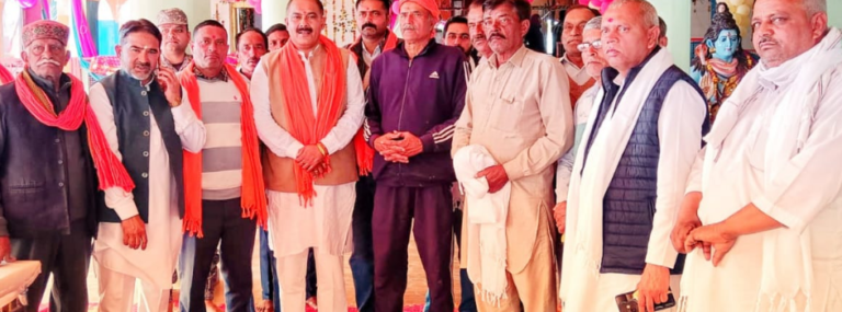 बनौड़े महादेव मंदिर में शिवरात्रि पर विशाल भंडारे में पूर्व विधायक दविंदर कुमार भुट्टो ने की शिरकत, कमेटी द्वारा किए सम्मानित,